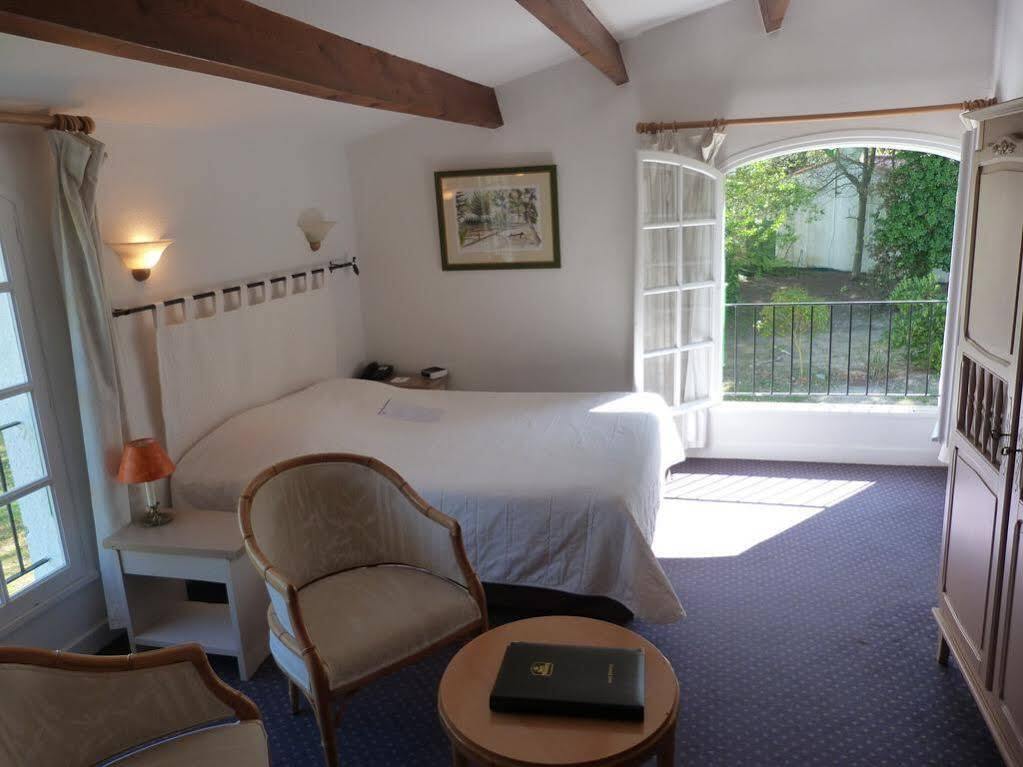 Hotel Les Gollandieres Ле-Буа-Плаж-ан-Ре Экстерьер фото